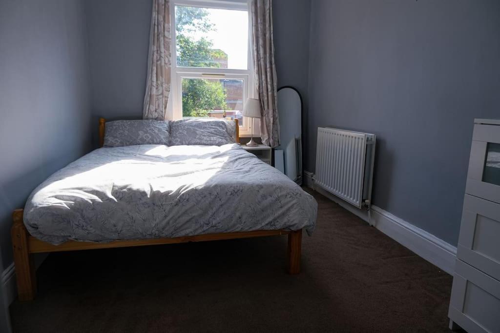 4 Bedroom House In Turnpike Lane/wood Hébergement de vacances *